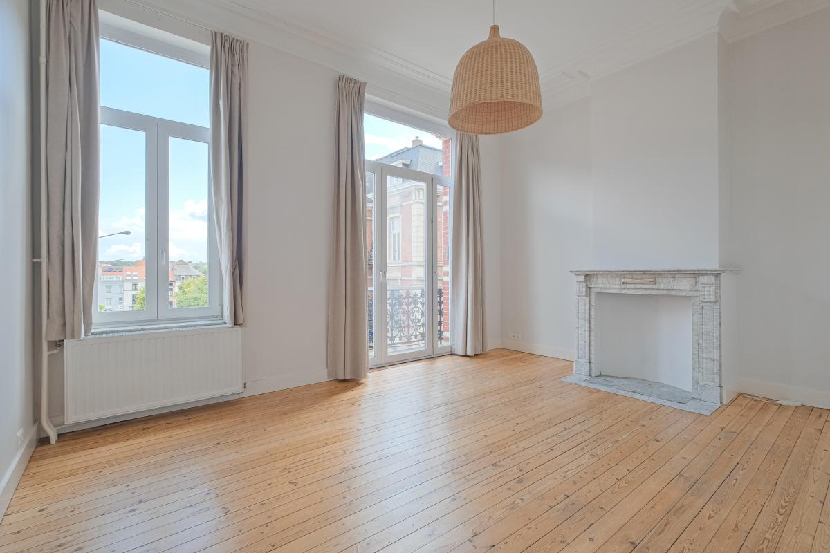 Uccle, Ravissante maison rénovée 5 ch avec jardin
