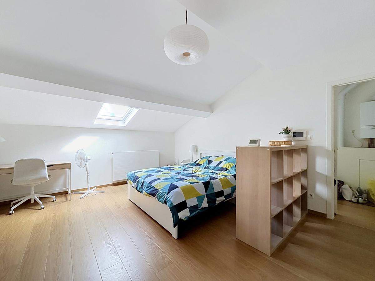 Haut de Saint-Gilles : Beau studio meublé