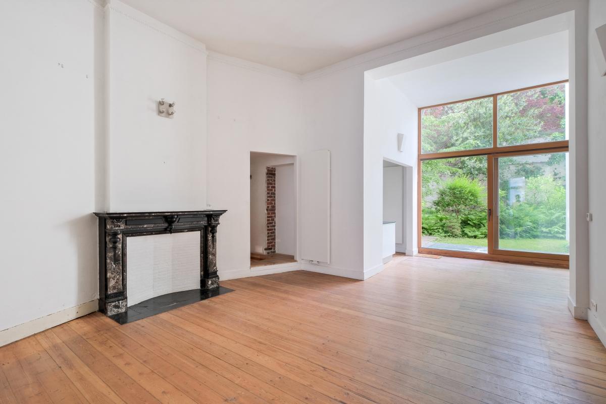 Sq. Marie-Louise: beau duplex + jardin, profession libérale