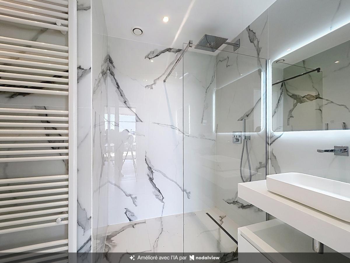 Cond'Or : Penthouse neuf d'exception 3 ch. + 75 m² terrasses