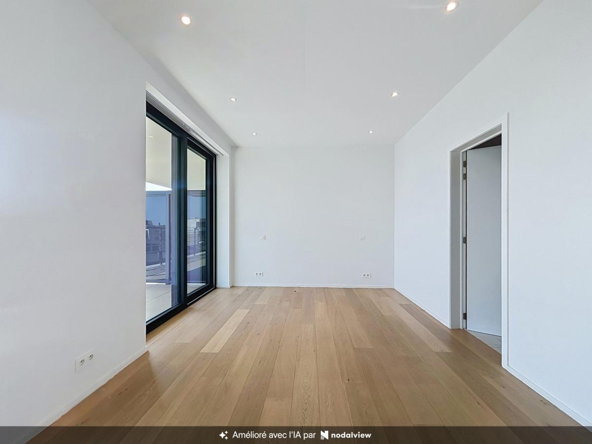 Cond'Or : Penthouse neuf d'exception 3 ch. + 75 m² terrasses