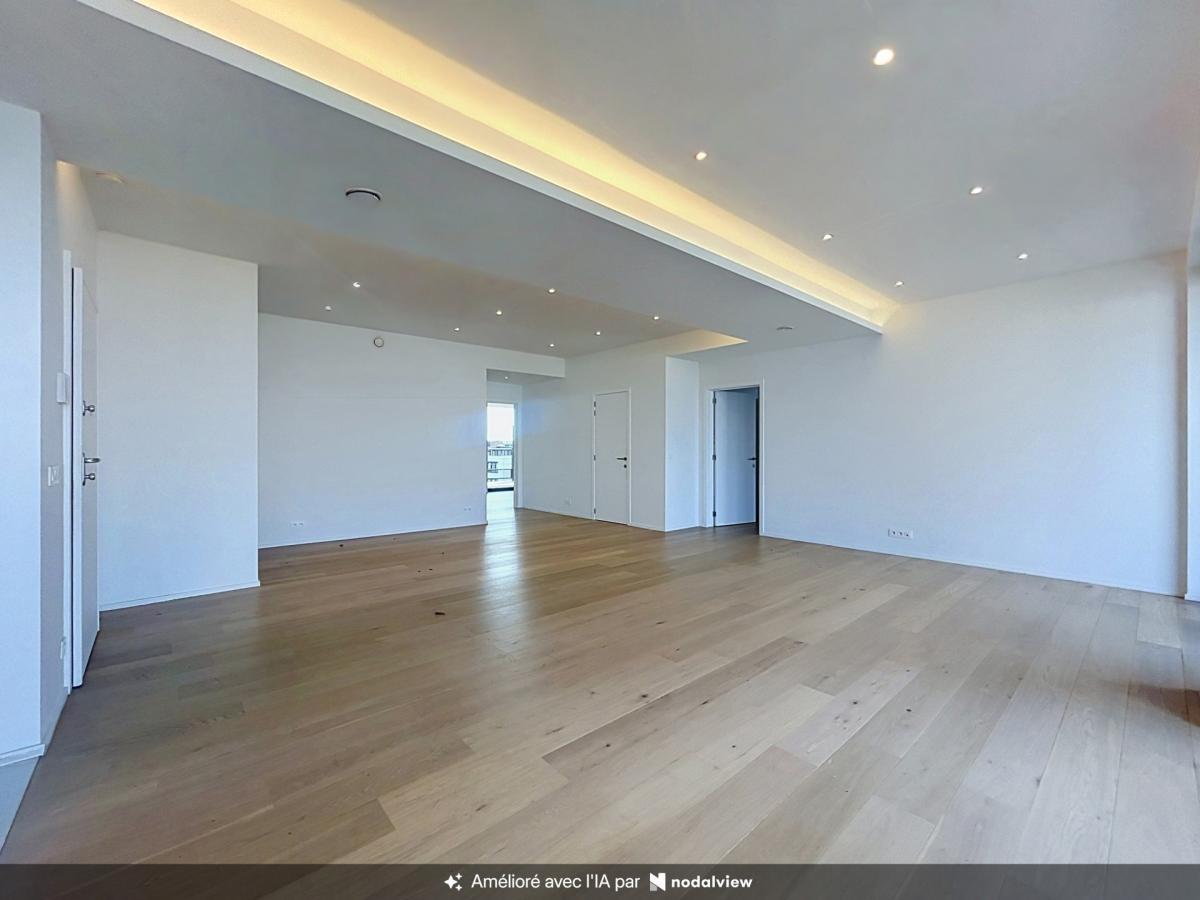 Cond'Or : Penthouse neuf d'exception 3 ch. + 75 m² terrasses