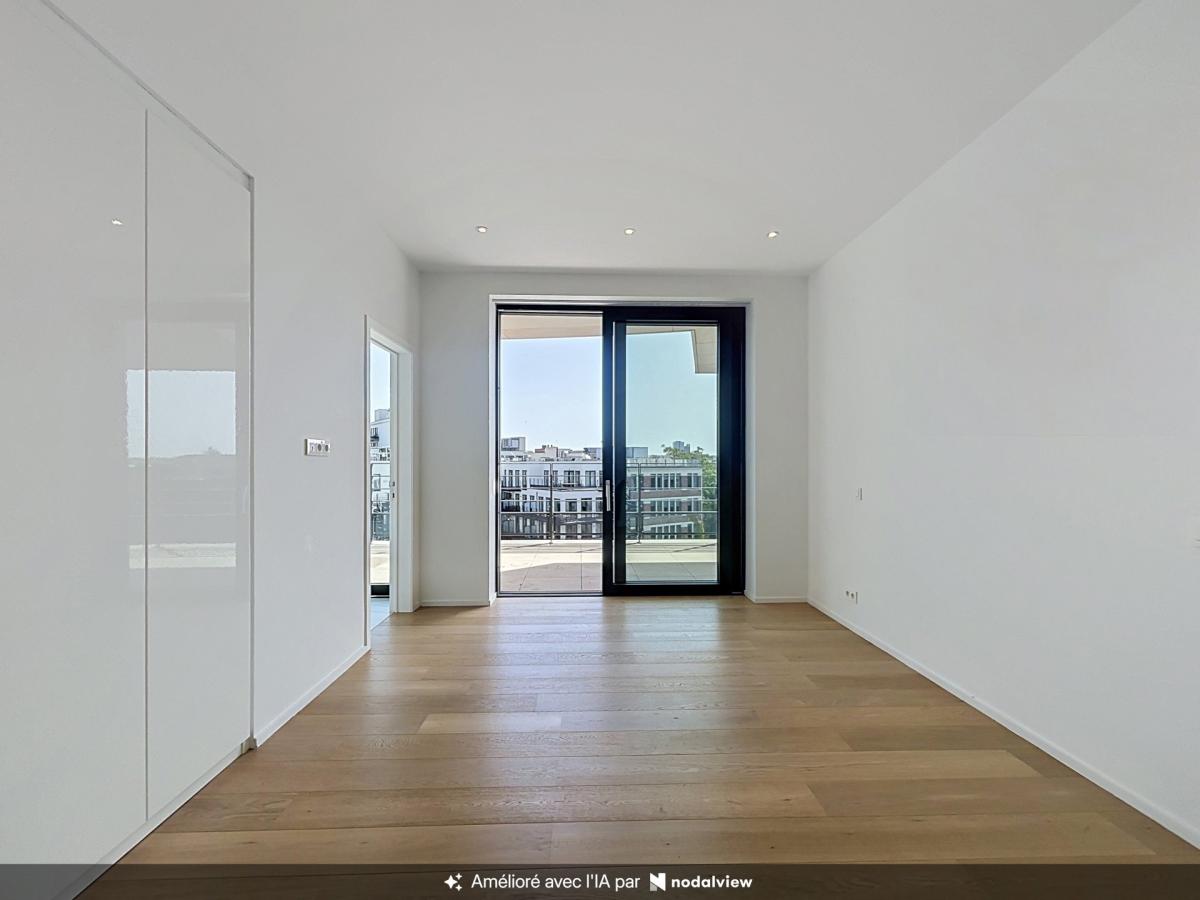 Cond'Or : Penthouse neuf d'exception 3 ch. + 75 m² terrasses