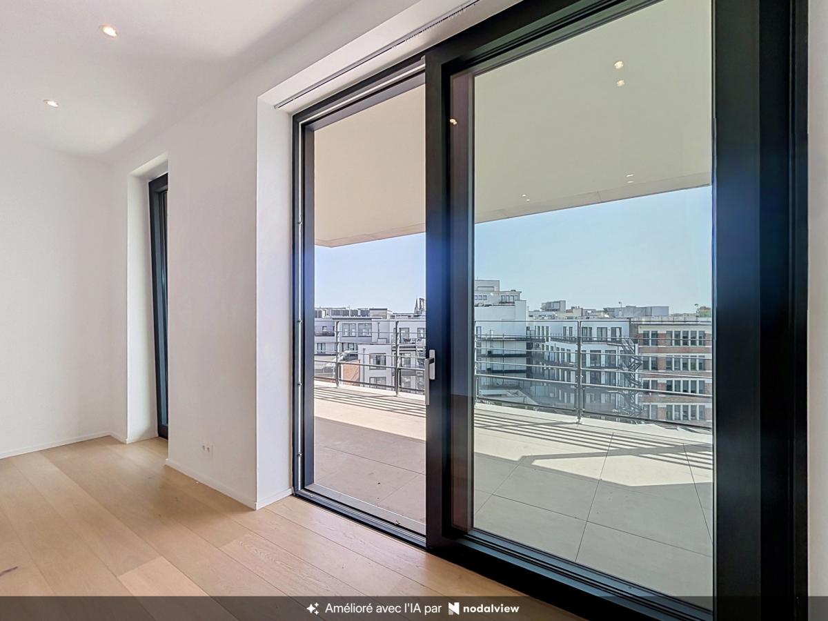 Cond'Or : Penthouse neuf d'exception 3 ch. + 75 m² terrasses