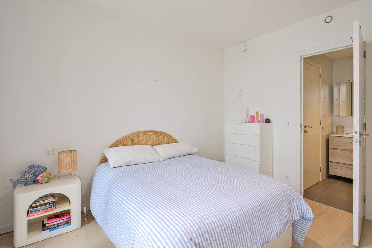 Fernand Coq: Bel appartement 1 chambre, terrasse et jardin