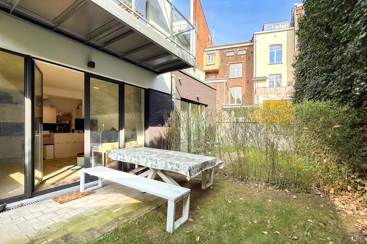 Fernand Coq: Bel appartement 1 chambre, terrasse et jardin