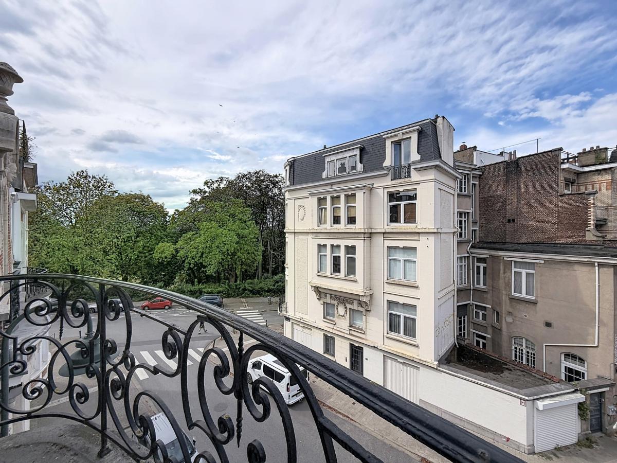 Parc de Forest : Bel appartement 3 chambre + terrasse