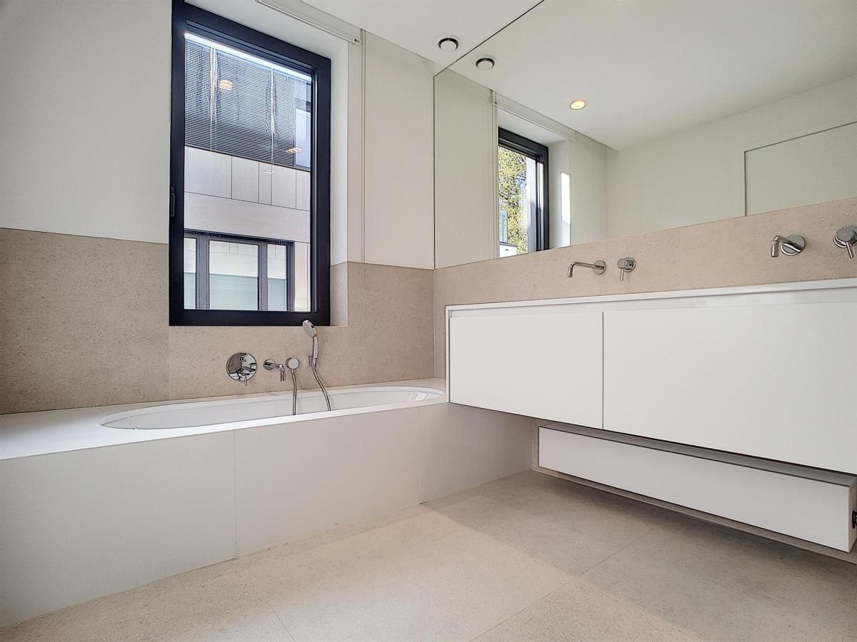 Observatoire : Somptueux appartement + terrasse + parking