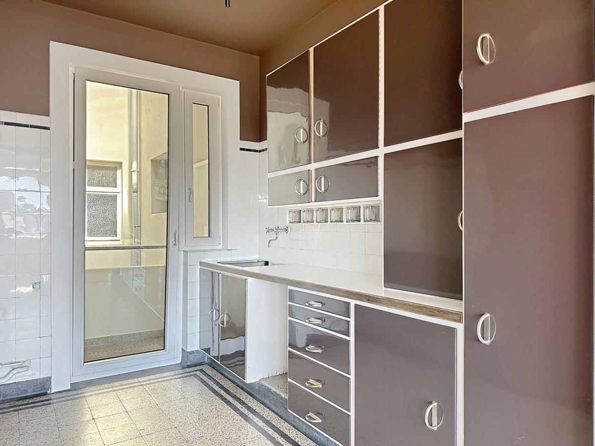 Molière : Charmant appartement de caractère rénové + balcons
