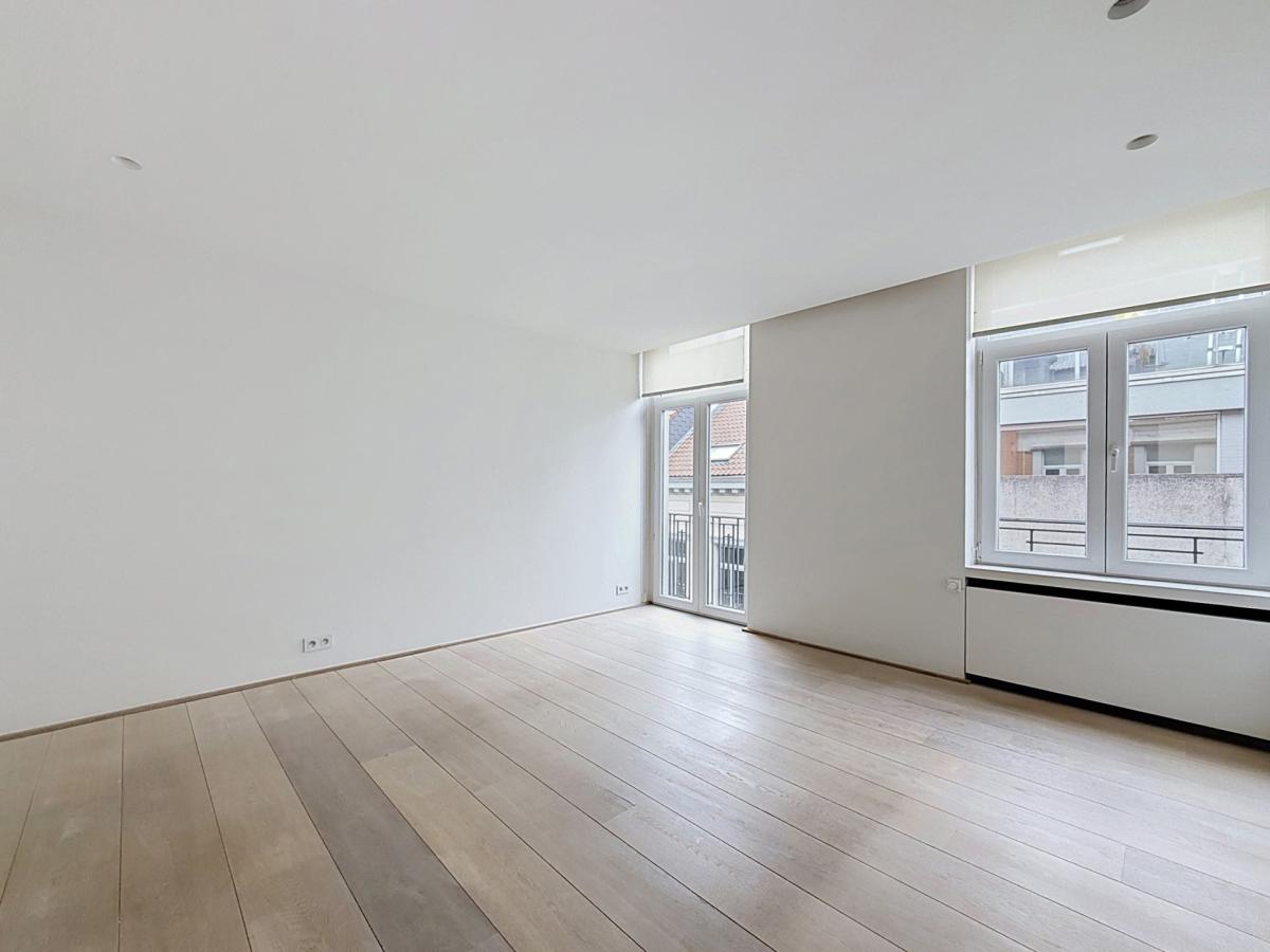 Pl. Stéphanie : Somptueux appartement 3 chambres
