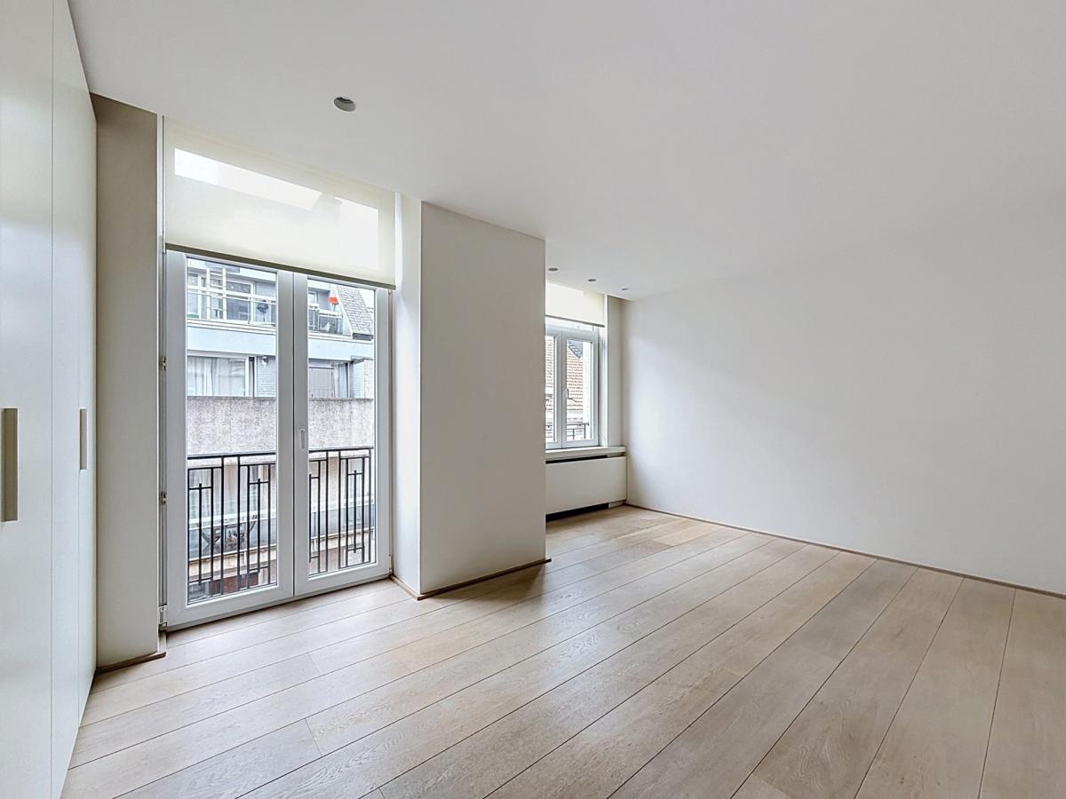 Pl. Stéphanie : Somptueux appartement 3 chambres