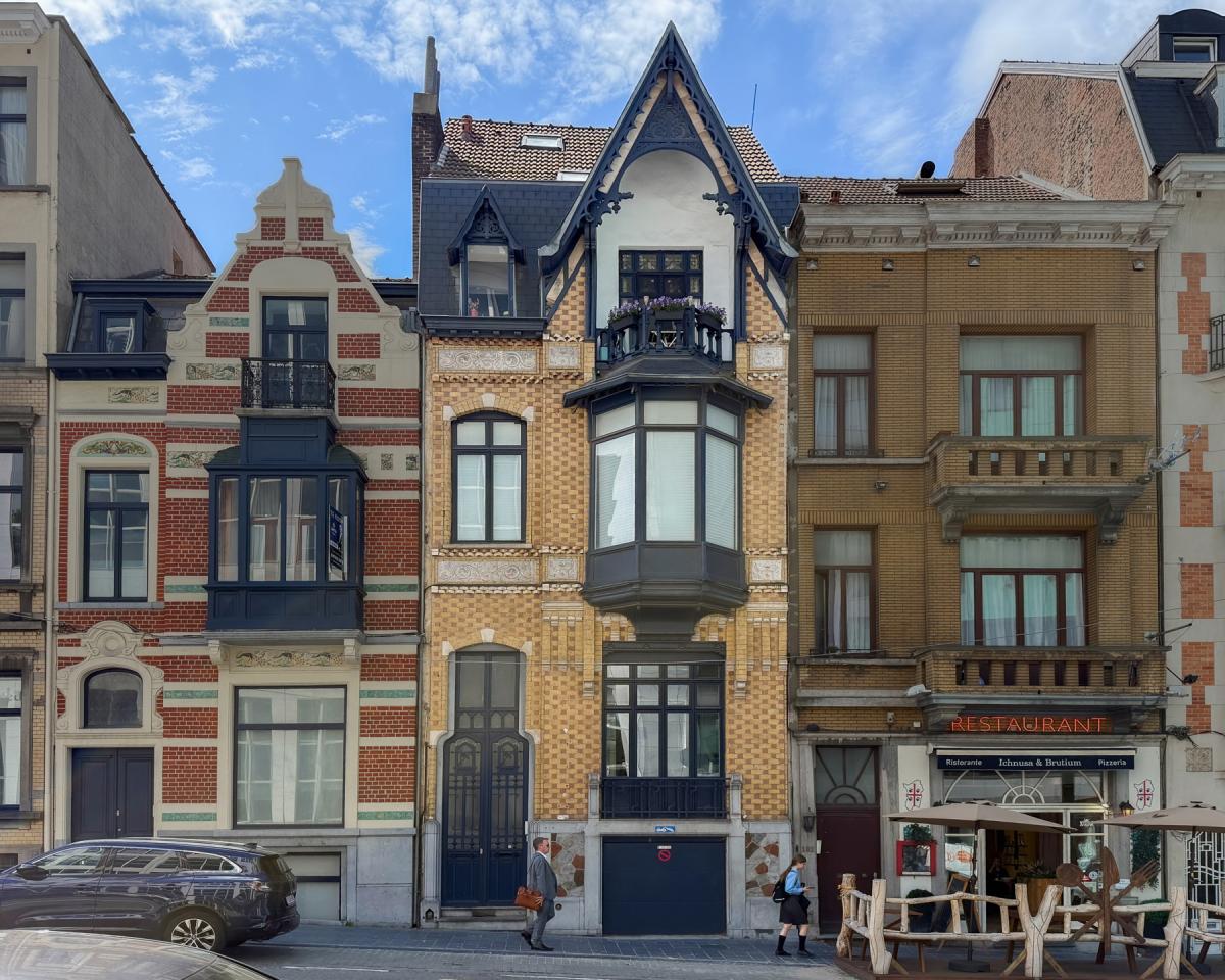 Quartier EU - Magnifique duplex avec jardin & garage
