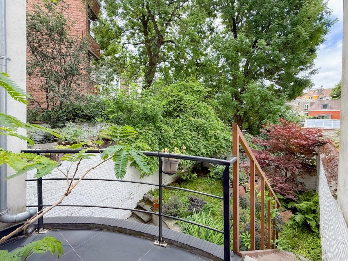 Quartier EU - Magnifique duplex avec jardin & garage