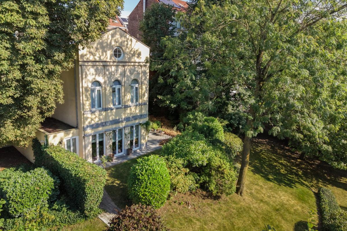 Magnifique triplex 4 chambres avec jardin et parking