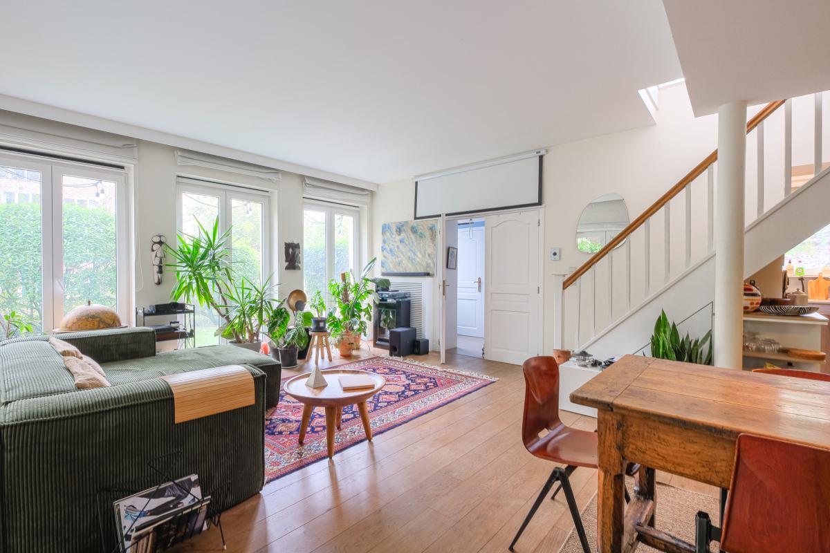 Magnifique triplex 4 chambres avec jardin et parking