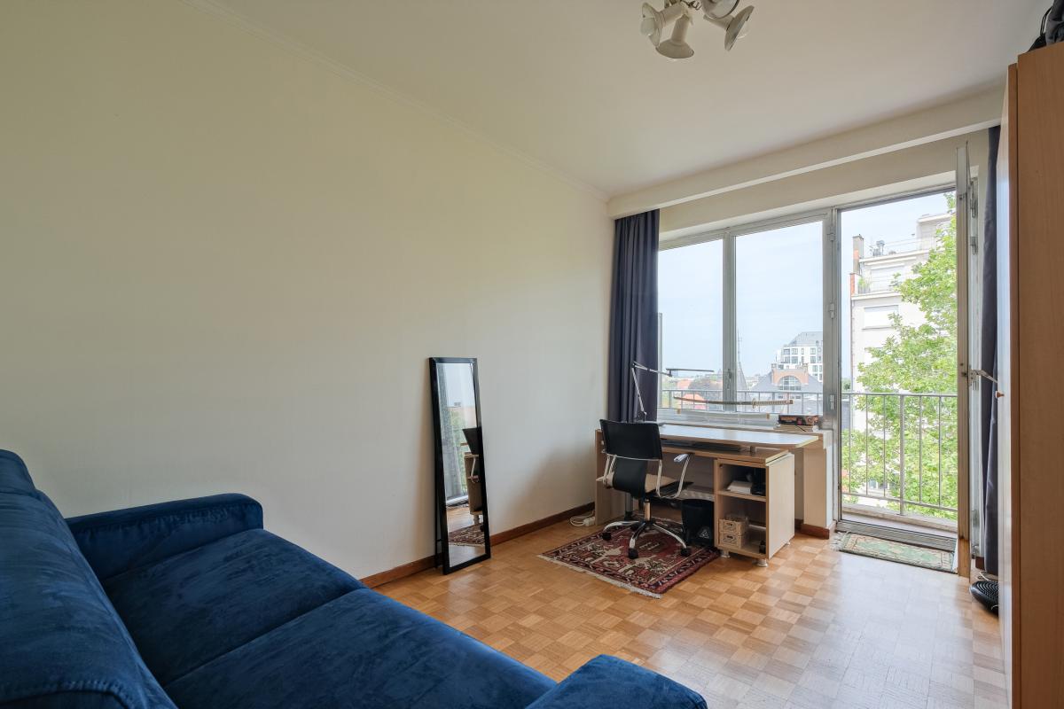 Churchill/Cavell - Appart ± 180 m² avec terrasses et garage.