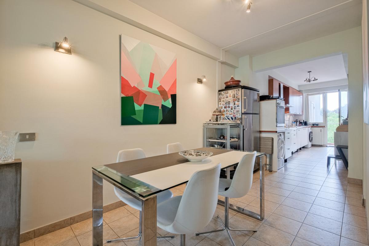 Churchill/Cavell - Appart ± 180 m² avec terrasses et garage.