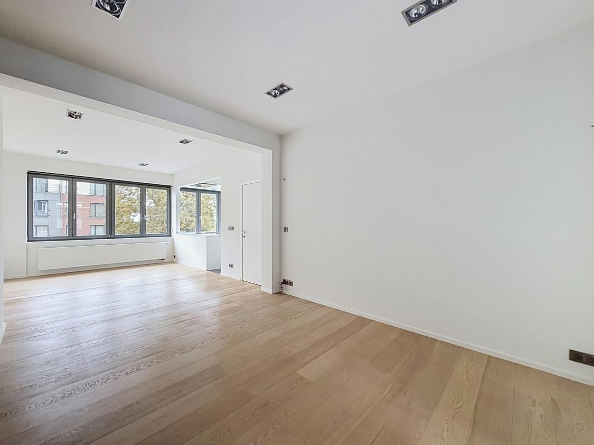 Place Albert: Bel appartement rénové