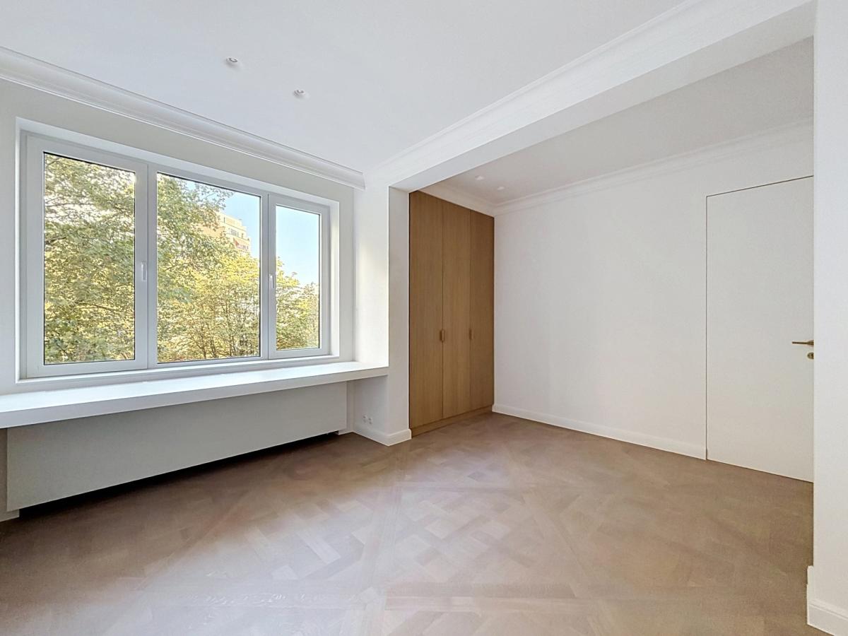 Louise /Abbaye : Somptueux appartement caractère remis à neuf