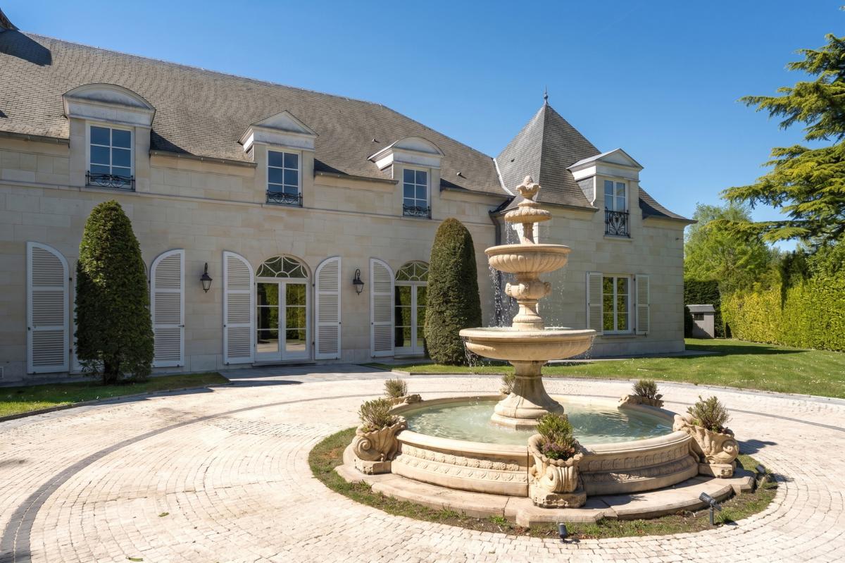 Sept Fontaines - Splendide villa Lipszyc en bordure de golf