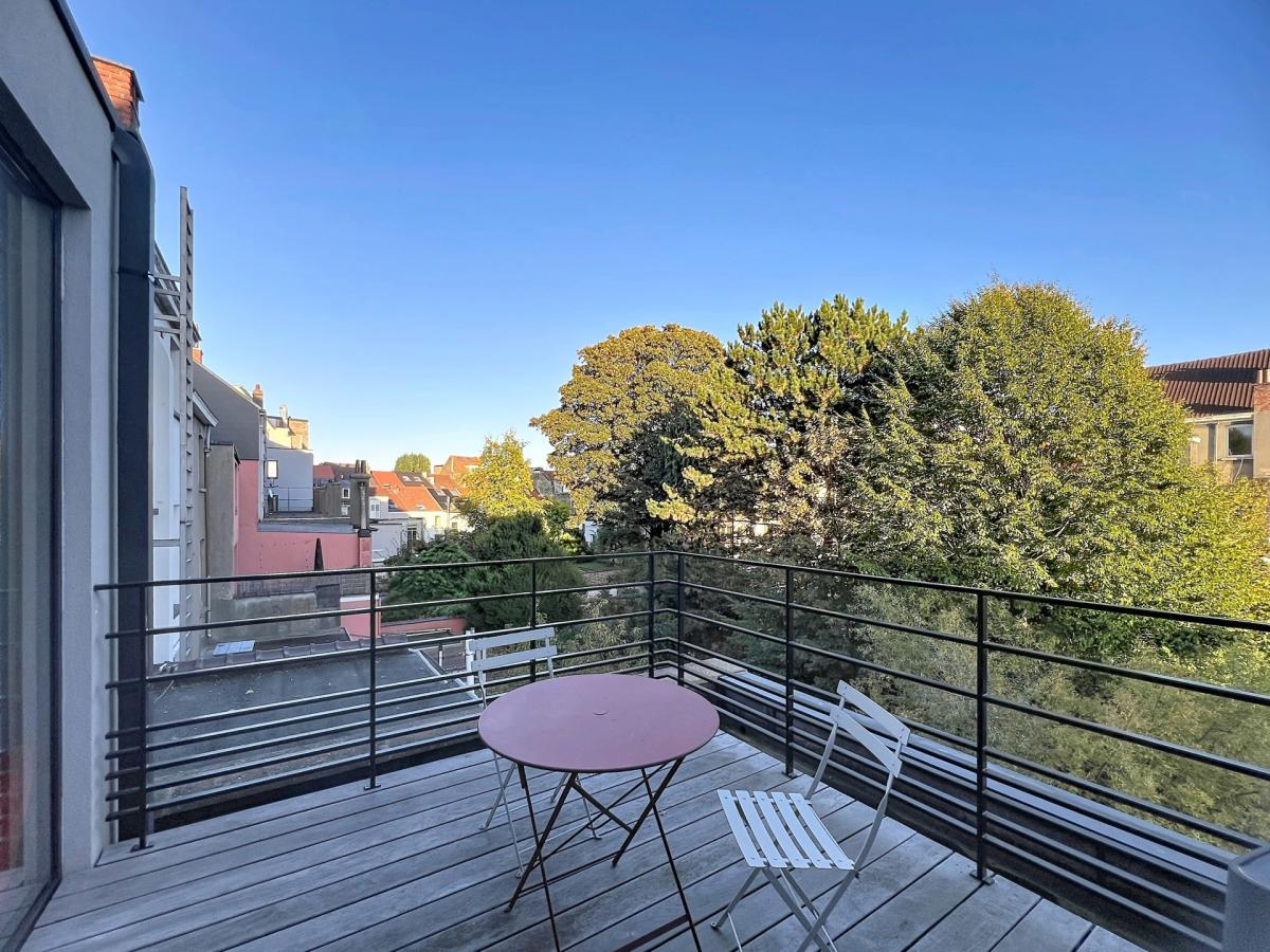 Général Jacques : Appartement 2 chambres meublé + terrasse 