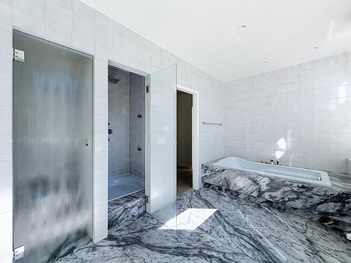 Prince d'Orange : Sublime villa jumelée remise à neuf