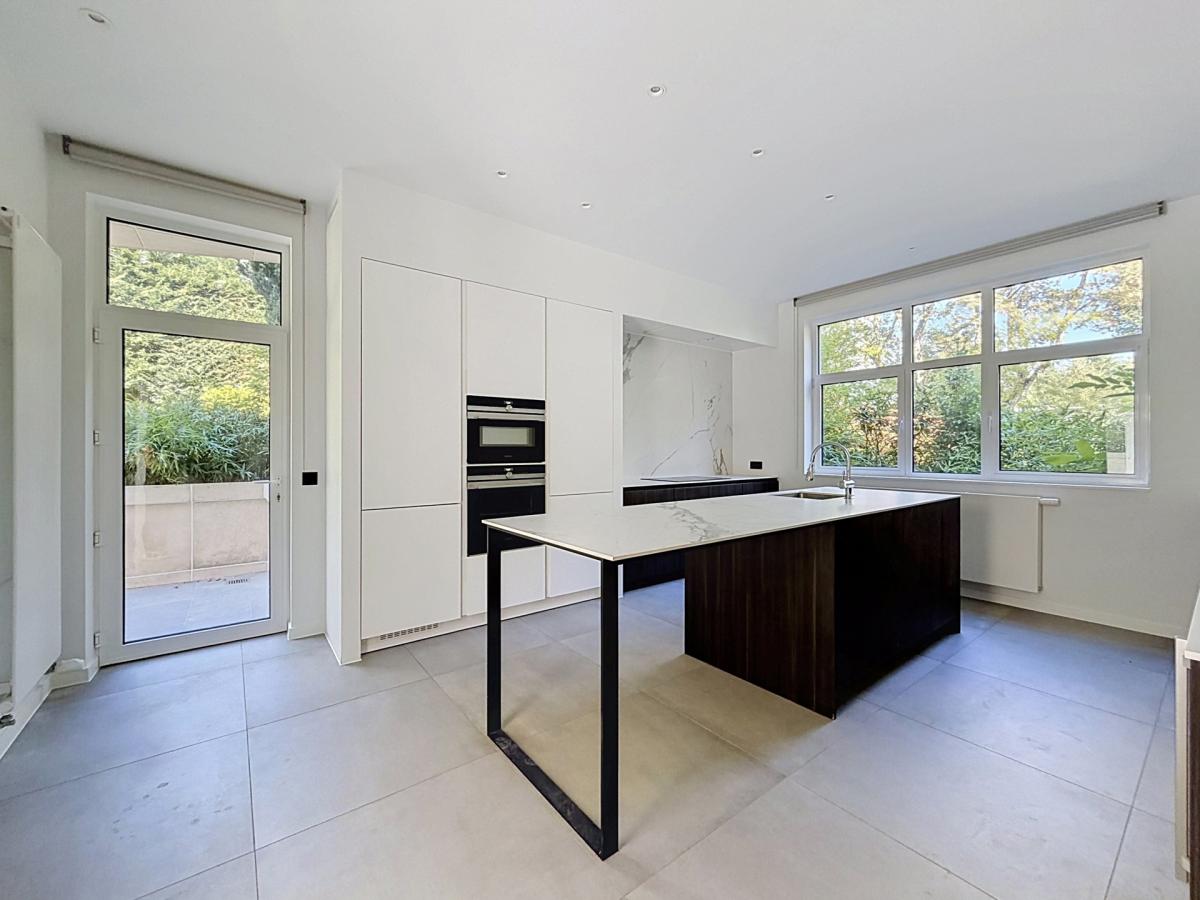 Prince d'Orange : Sublime villa jumelée remise à neuf