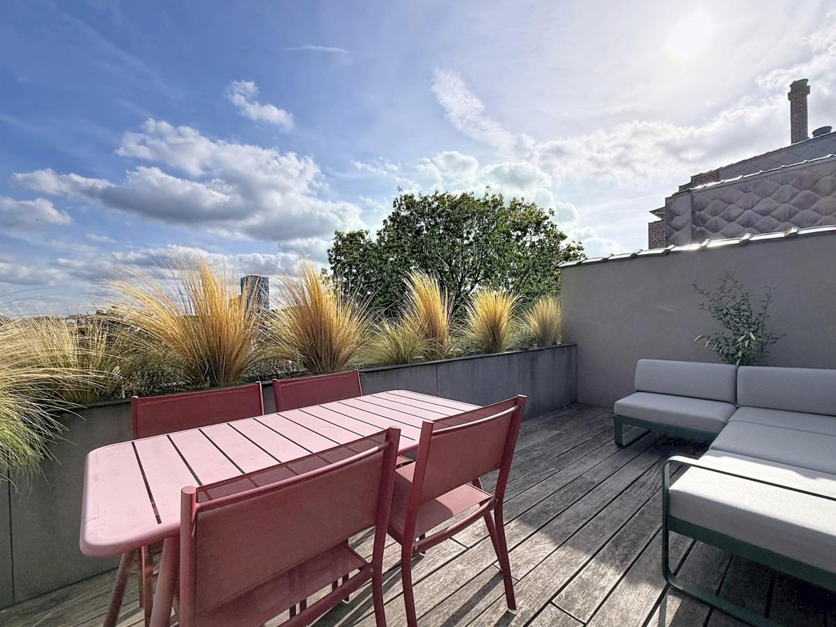Flagey / Louise - Superbe duplex penthouse + terrasse !