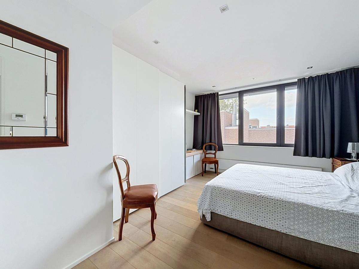 Flagey / Louise - Superbe duplex penthouse + terrasse !