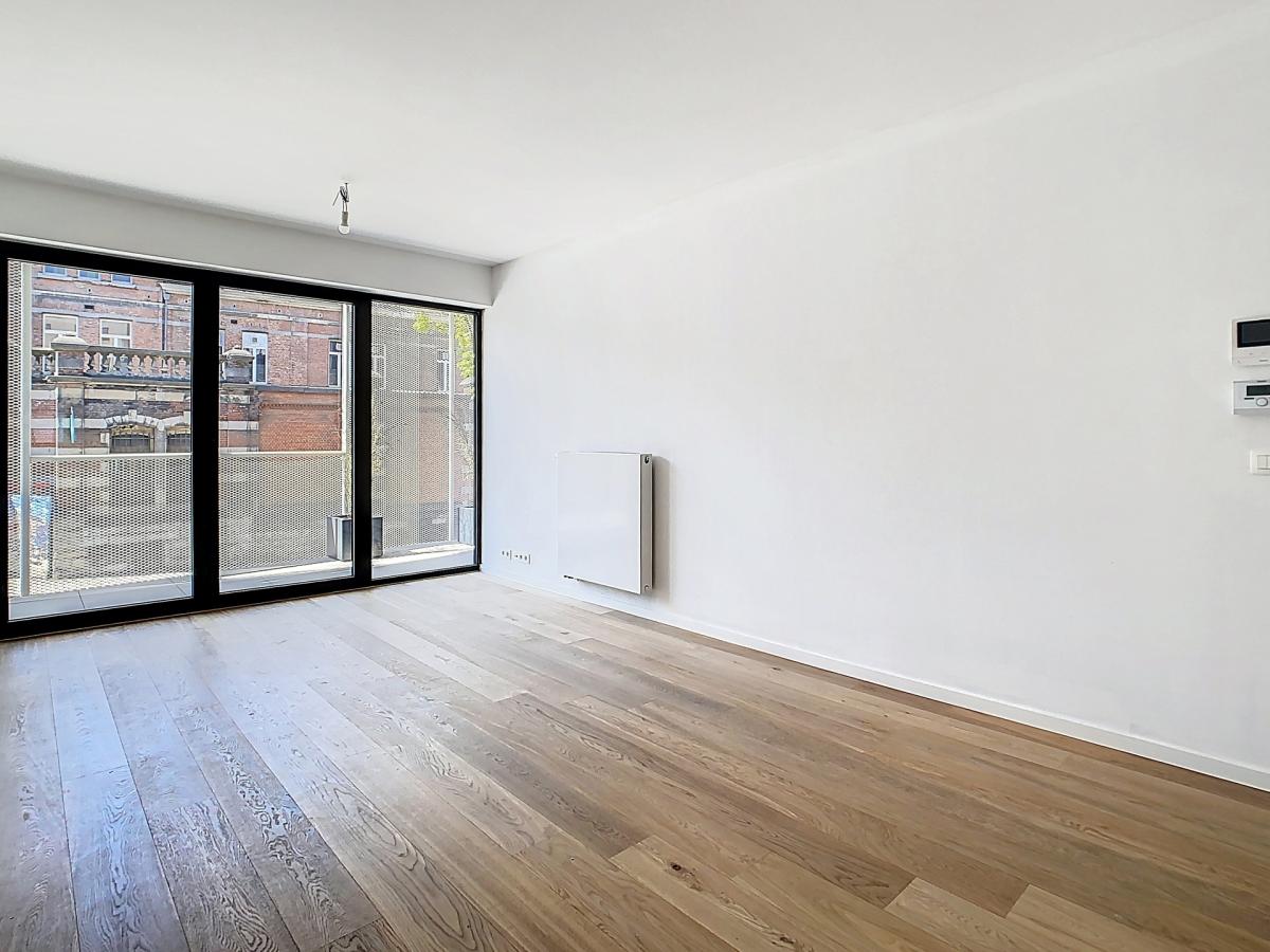 Couronne : Bel appartement récent 1 chambre + terrasse