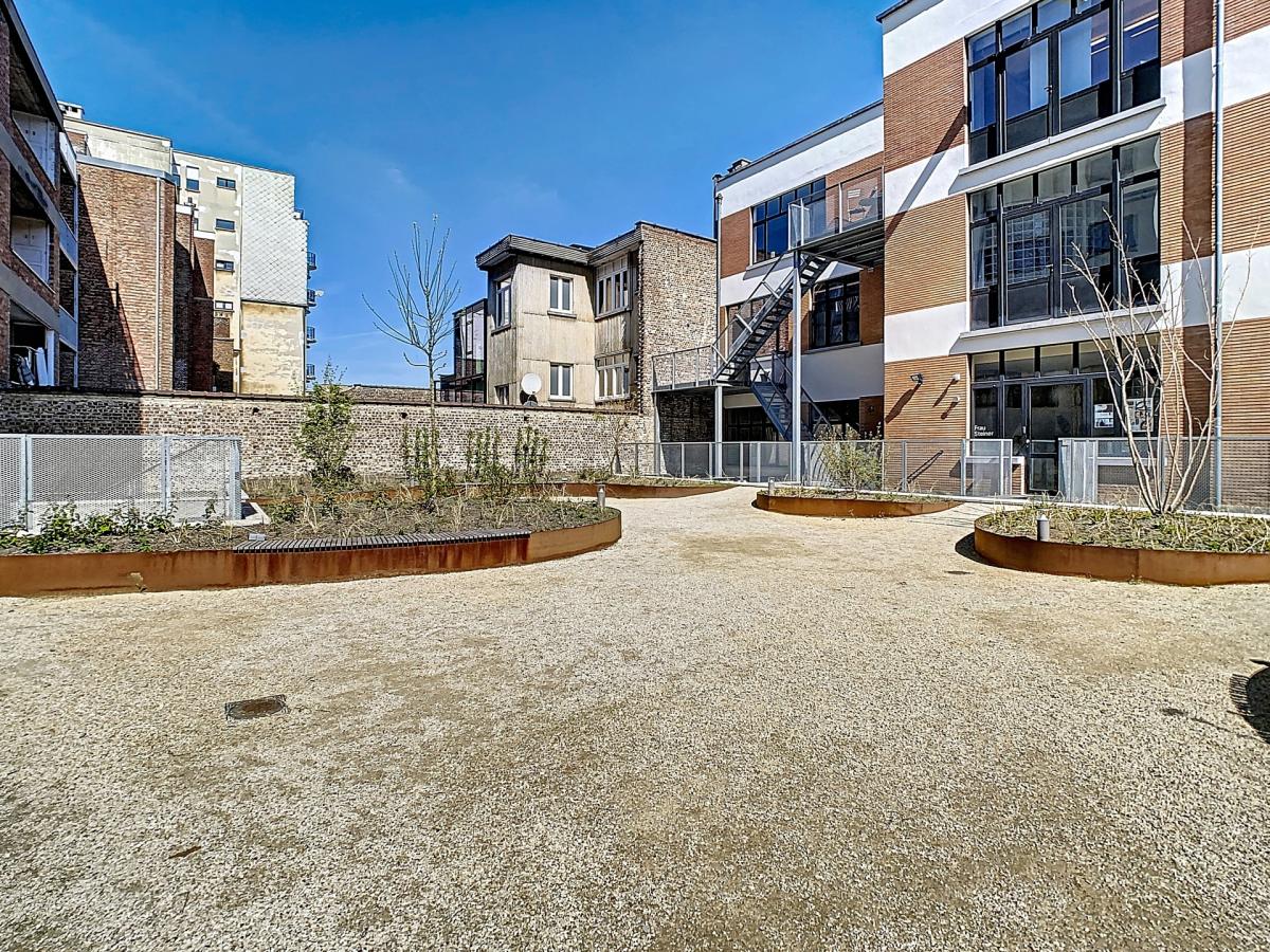 Couronne : Bel appartement récent 1 chambre + terrasse
