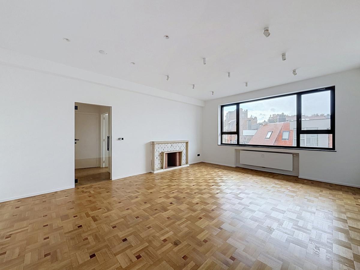 Churchill / Molière : Superbe appartement remis à neuf