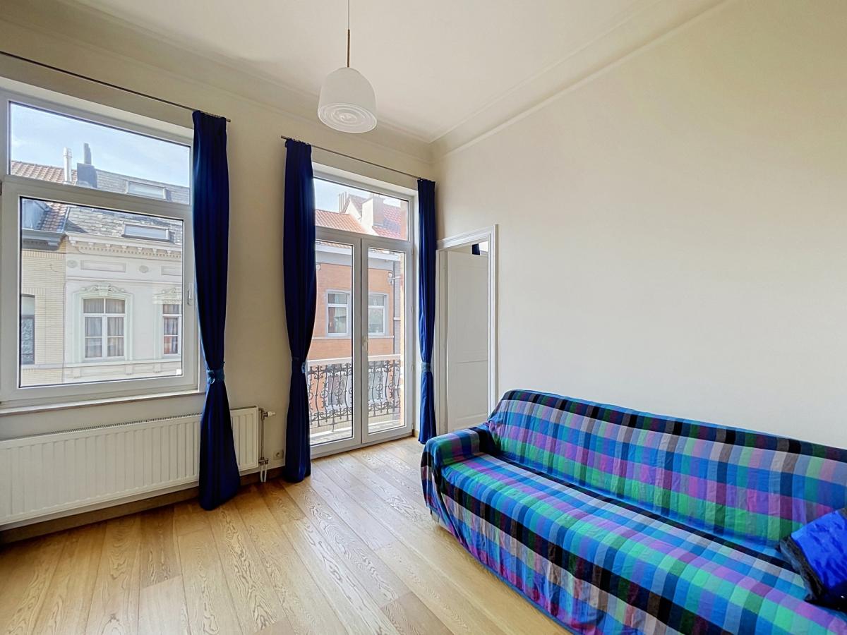 Cinquantenaire : Superbe duplex meublé 118 m², 2 ch