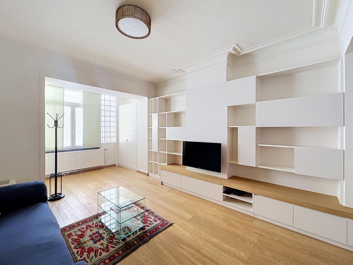 Cinquantenaire : Superbe duplex meublé 118 m², 2 ch