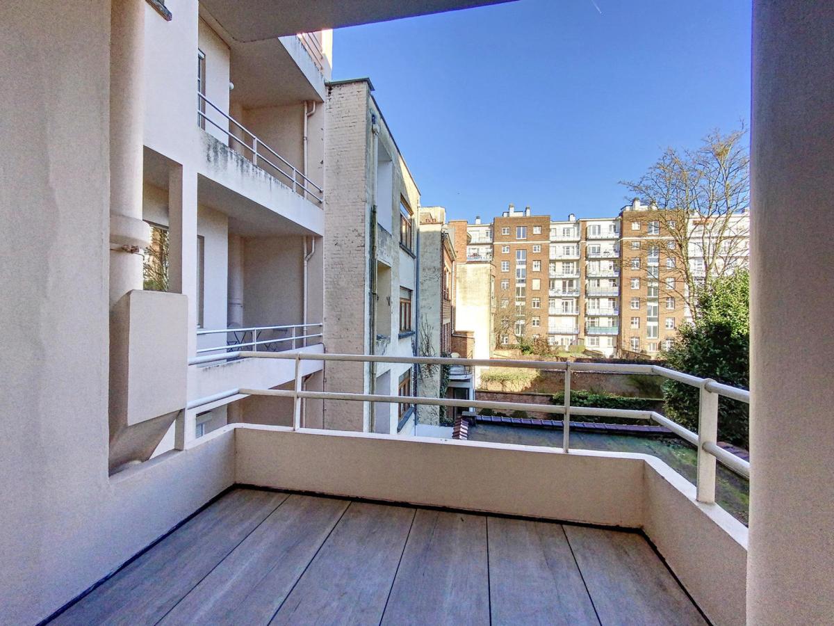 Franklin Roosevelt : Bel appartement 2 chambres + terrasse