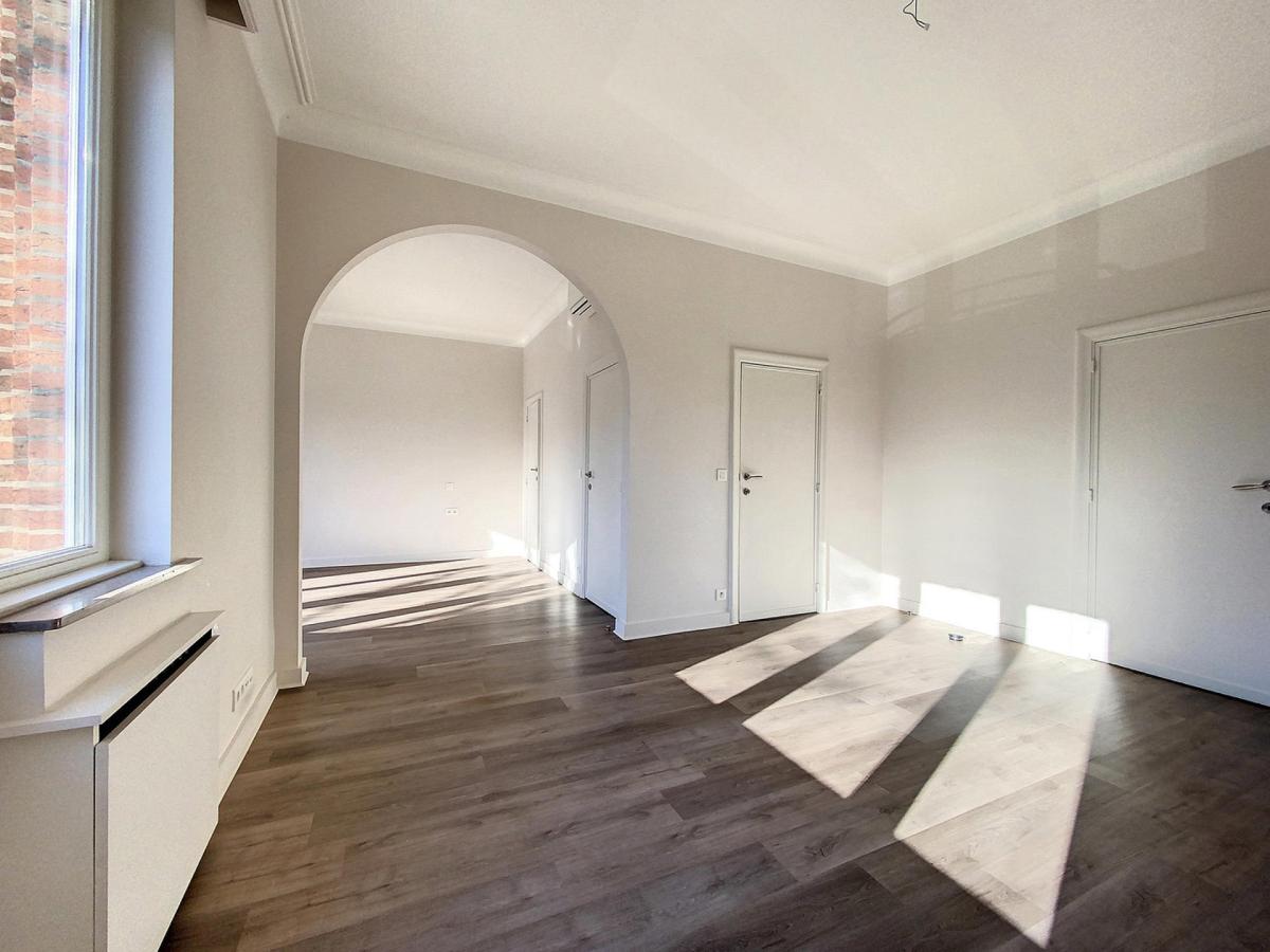 Franklin Roosevelt : Bel appartement 2 chambres + terrasse