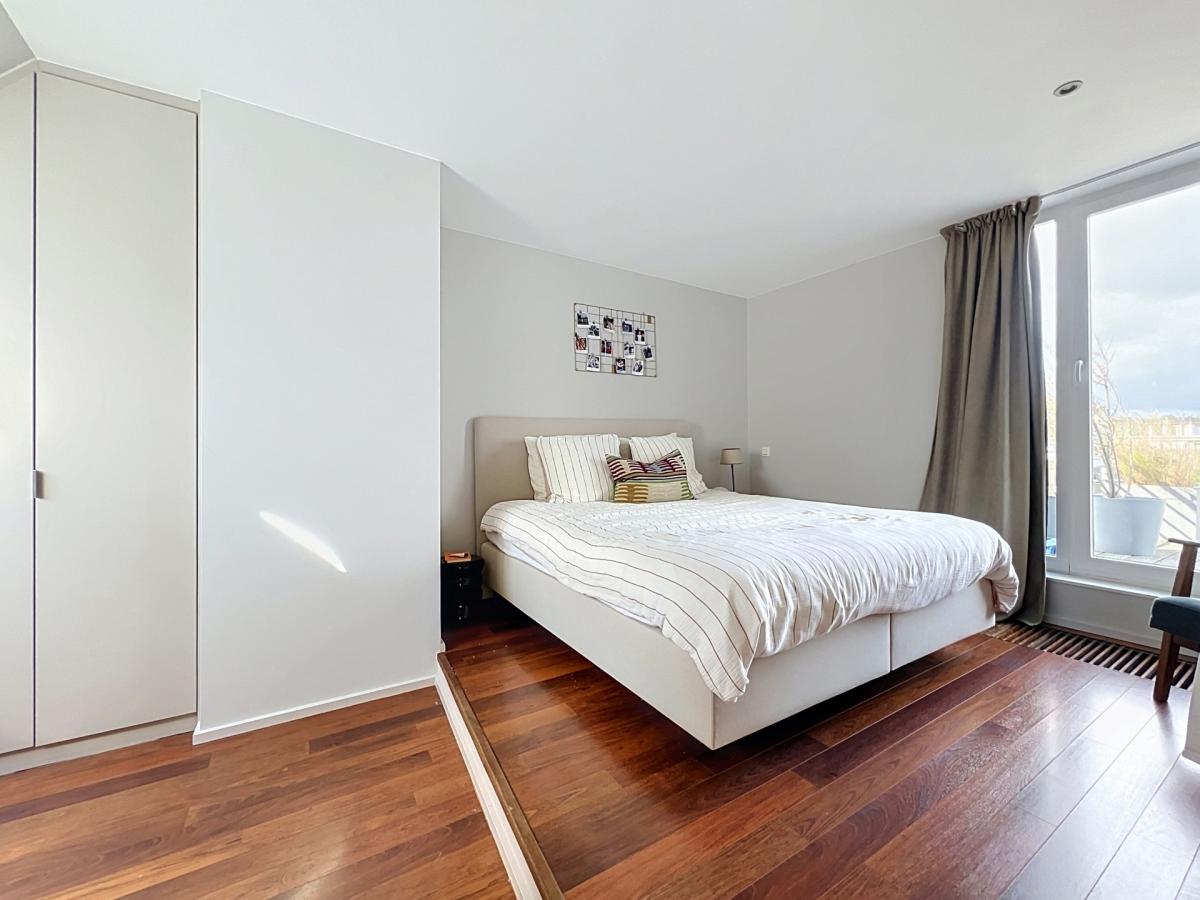 Bois de la Cambre : Magnifique penthouse 1ch + parking