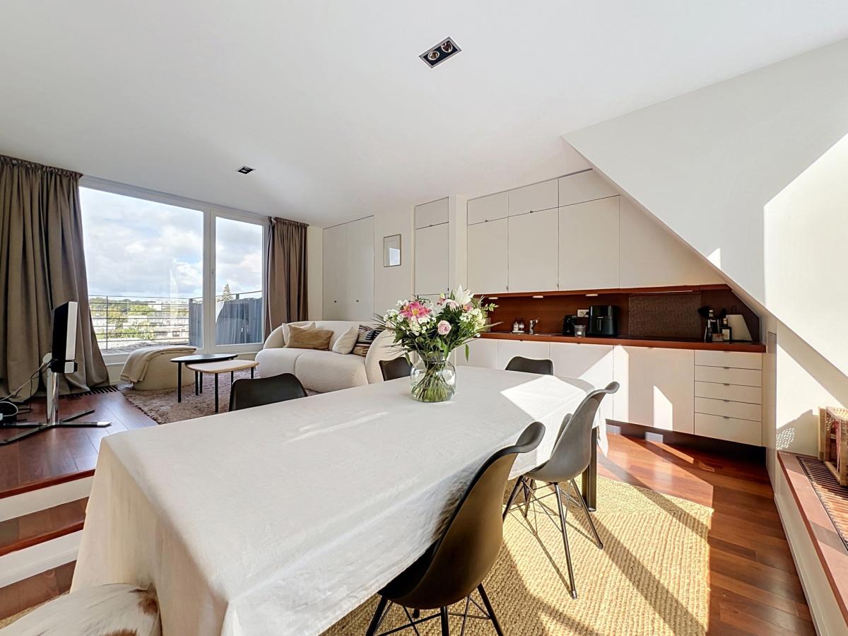 Bois de la Cambre : Magnifique penthouse 1ch + parking