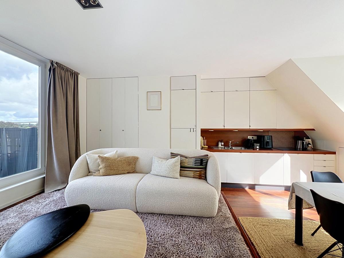 Bois de la Cambre : Magnifique penthouse 1ch + parking