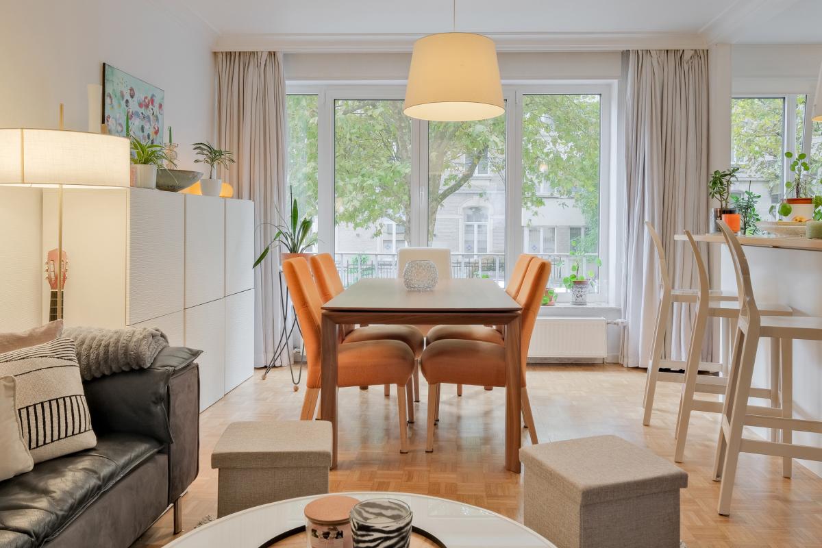 Molière : Appartement 2 chambres en très bon état + balcon 