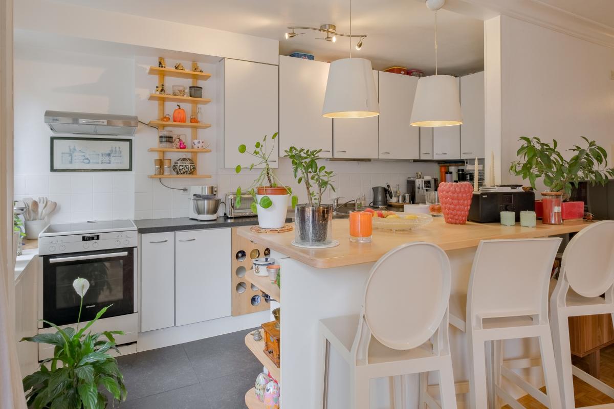 Molière : Appartement 2 chambres en très bon état + balcon 