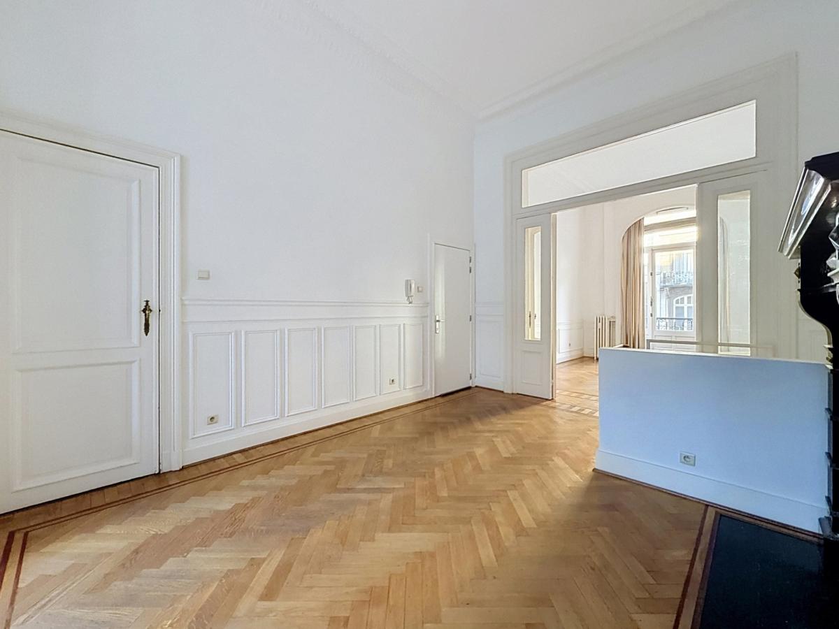 Quartier Brugmann : Duplex 2 chambres avec grand jardin 