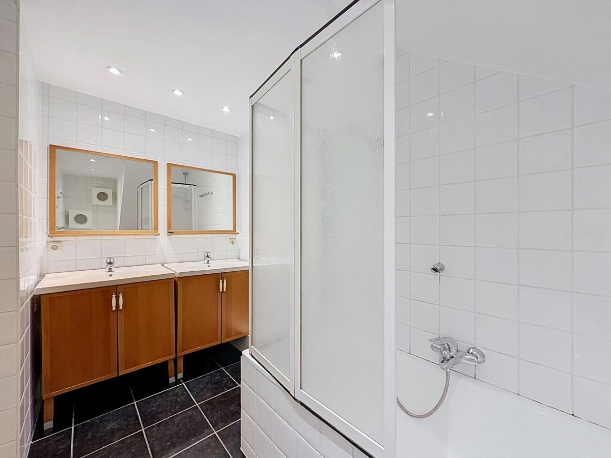 Quartier Brugmann : Duplex 2 chambres avec grand jardin 