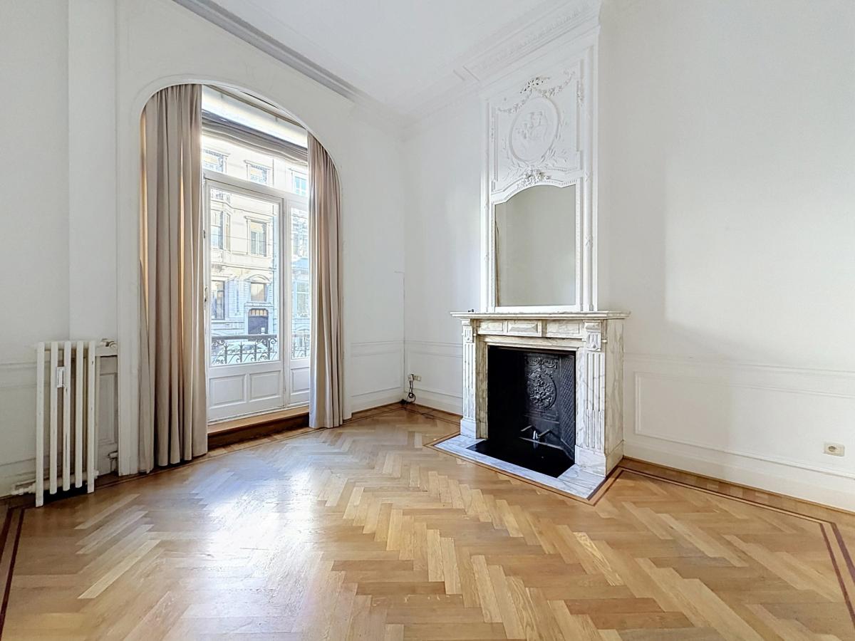 Quartier Brugmann : Duplex 2 chambres avec grand jardin 