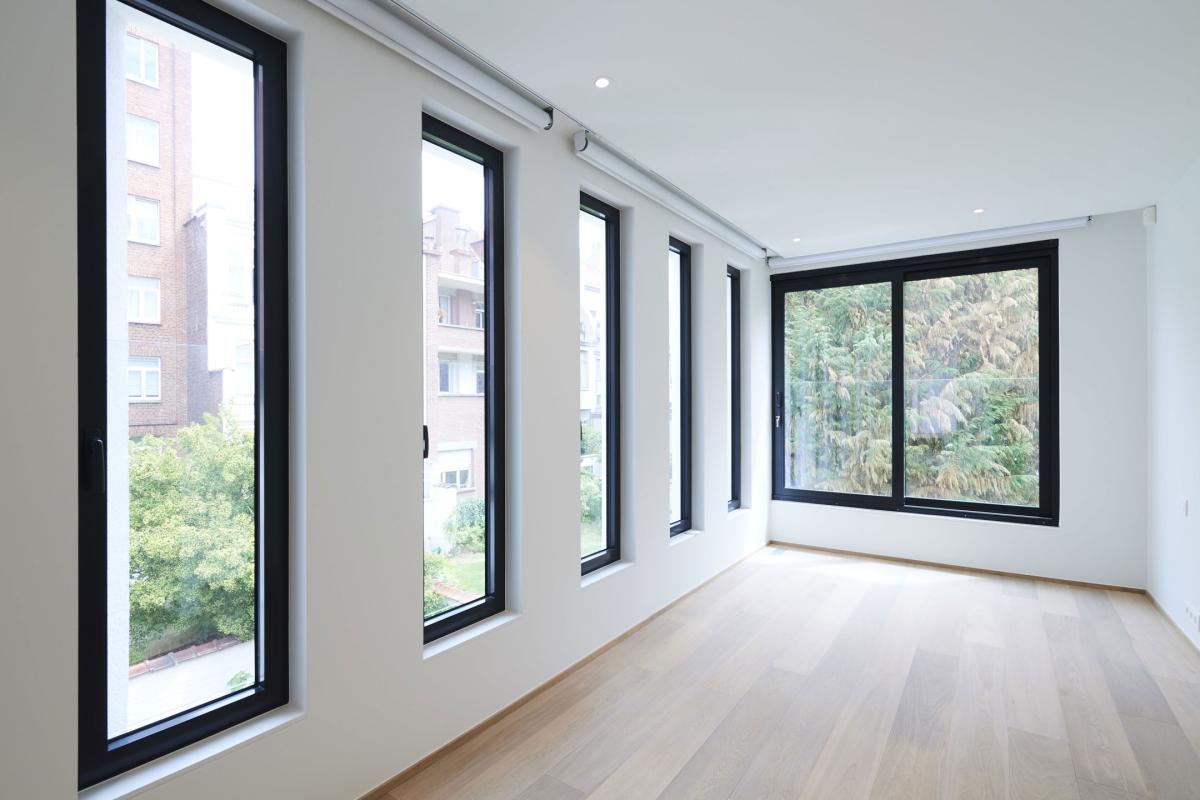Brugmann : Superbe duplex 3 chambres + bureau - terrasse