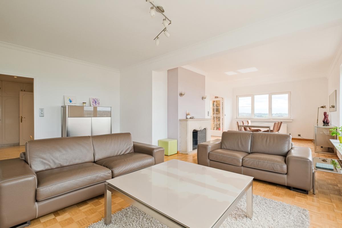 Uccle: Magnifique Penthouse 4 chambres, terrasses, garage