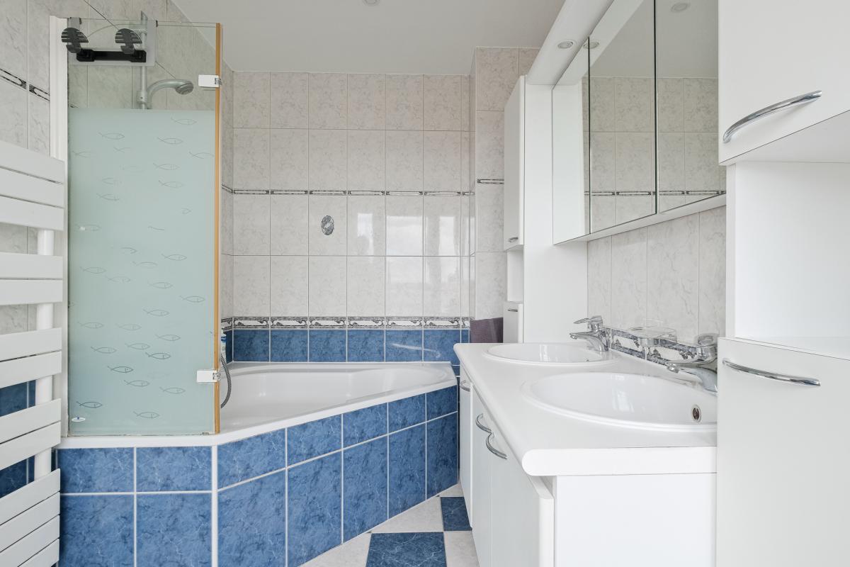 Uccle: Magnifique Penthouse 4 chambres, terrasses, garage