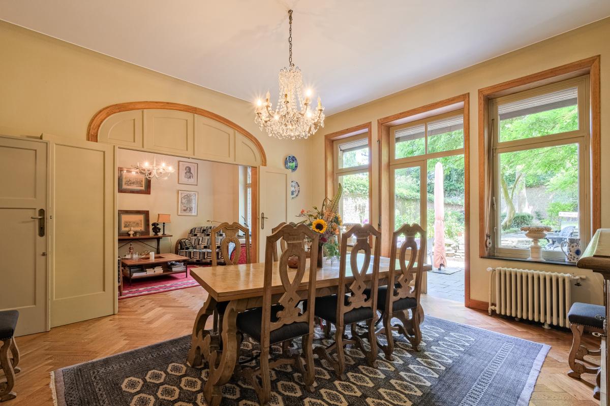 Lotz/Cavell: Superbe maison 9 chambres avec jardin 