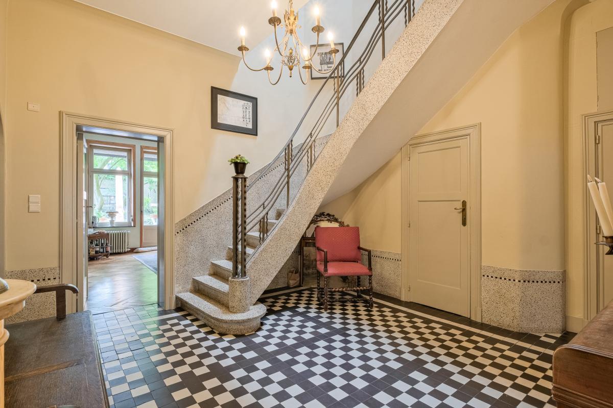 Lotz/Cavell: Superbe maison 9 chambres avec jardin 