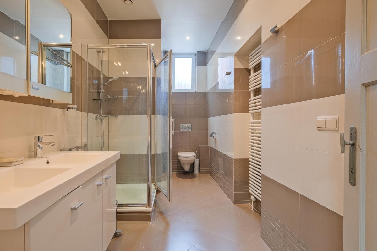 Lotz/Cavell: Superbe maison 9 chambres avec jardin 